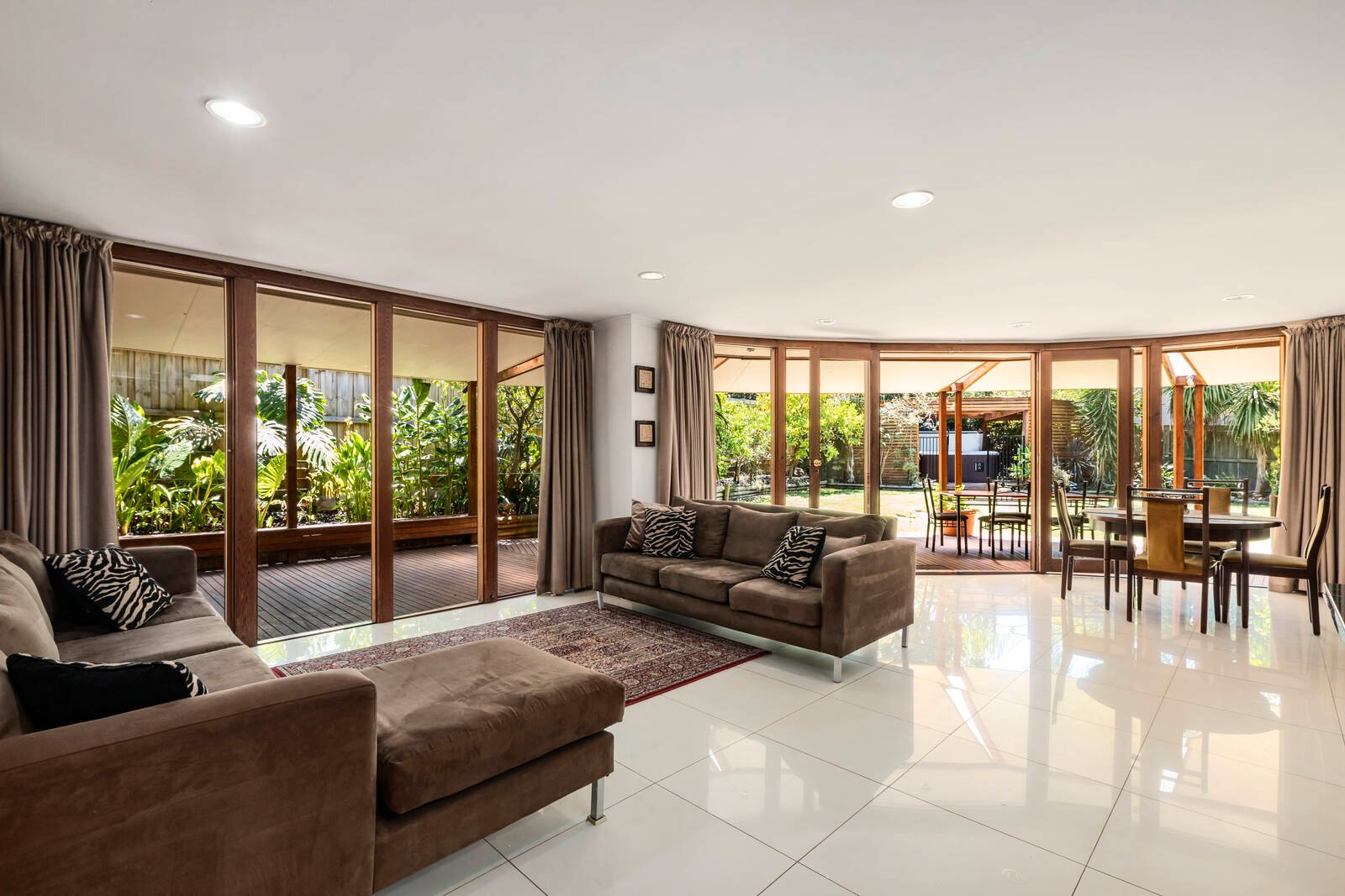 Real Estate and Property in 1855-1857 Malvern Road, Malvern East, VIC