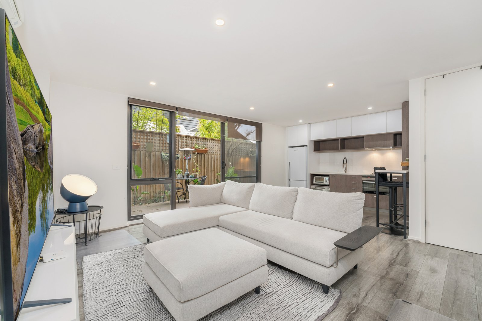 18/570 Glenferrie Road, Hawthorn, 3122