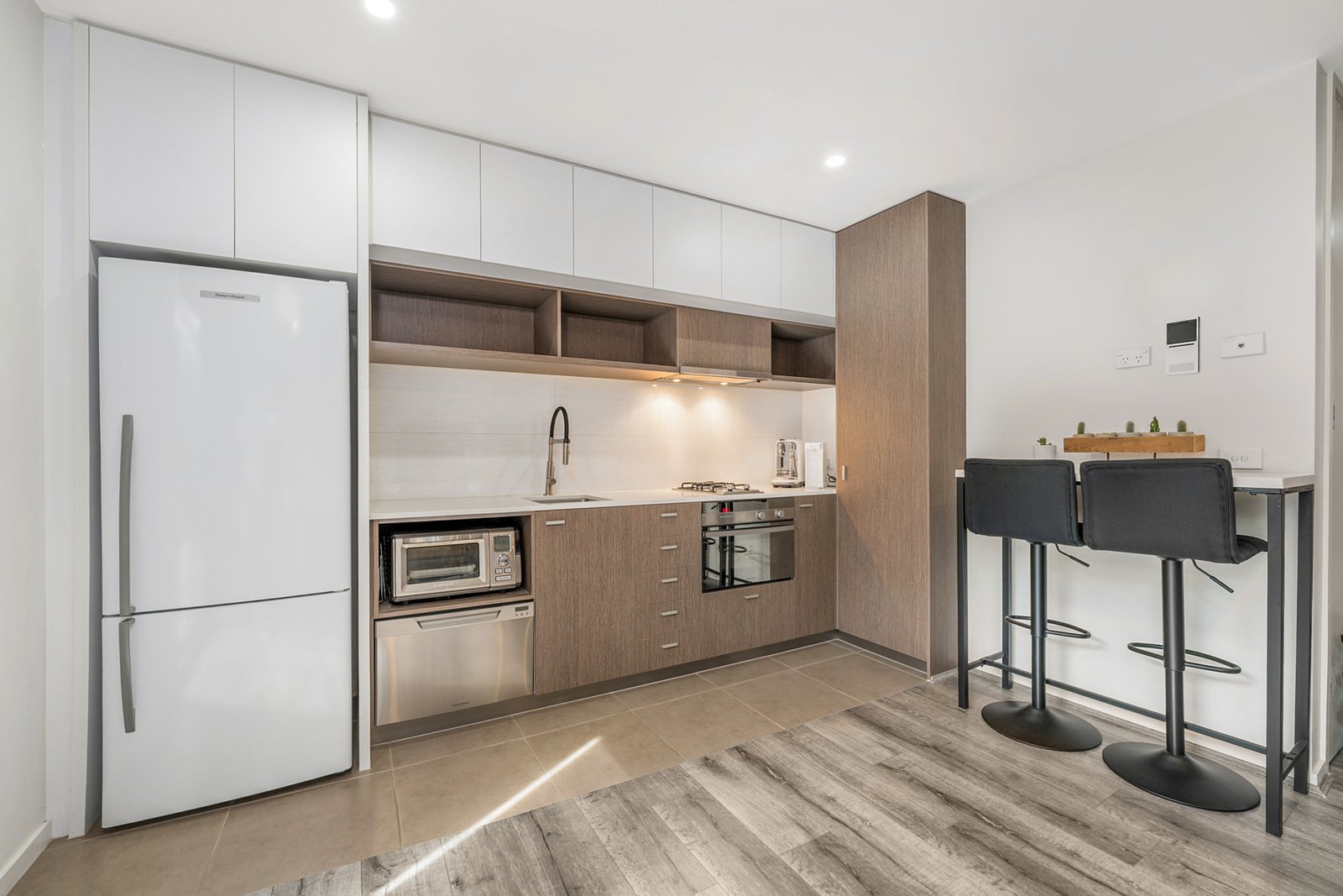 18/570 Glenferrie Road, Hawthorn, 3122