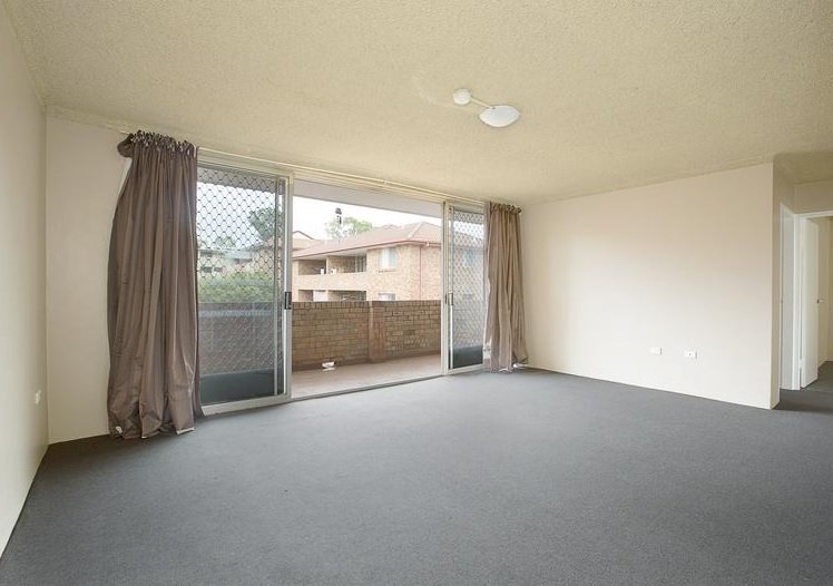 18/58-59 Park Avenue KINGSWOOD 2