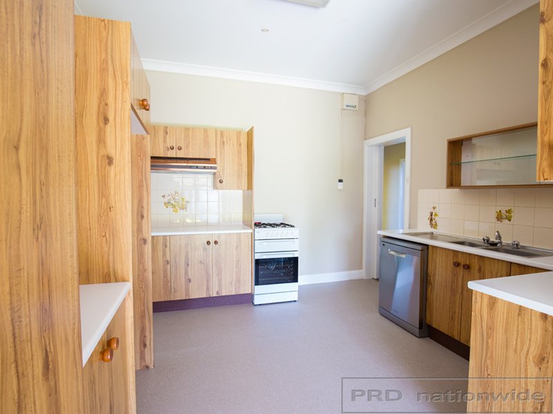 186-188 New England Highway RUTHERFORD 5