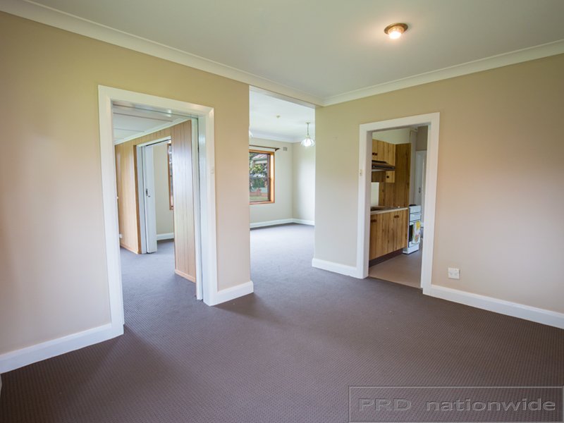 186-188 New England Highway RUTHERFORD 7