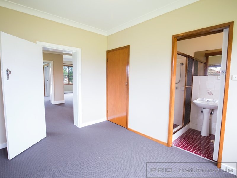 186-188 New England Highway RUTHERFORD 12