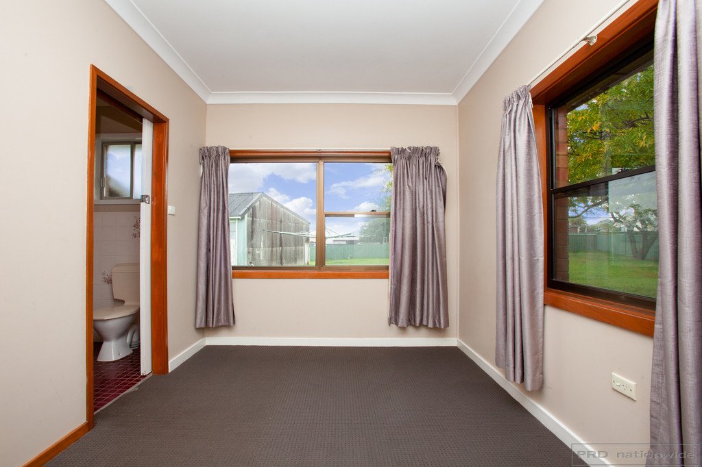 186-188 New England Highway RUTHERFORD 5