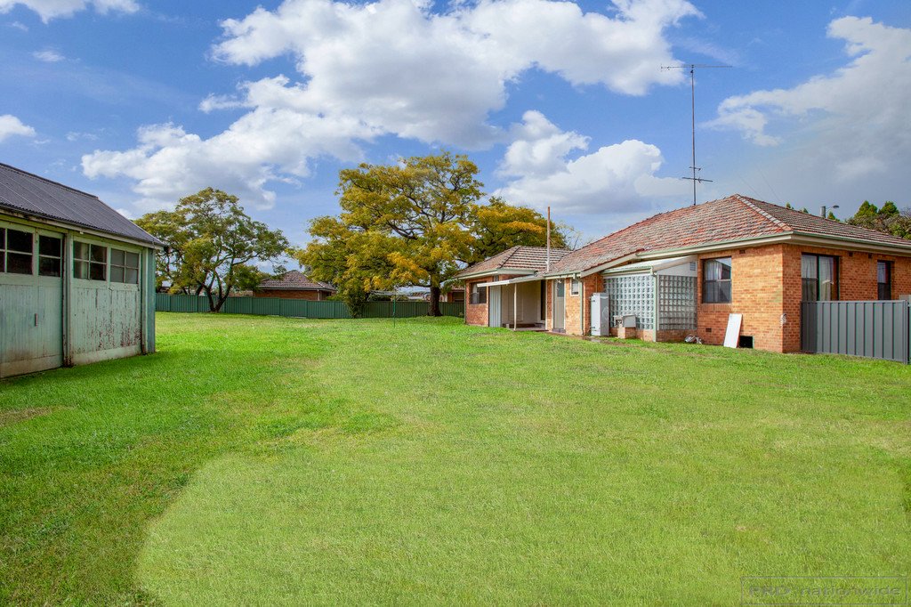 186-188 New England Highway RUTHERFORD 13
