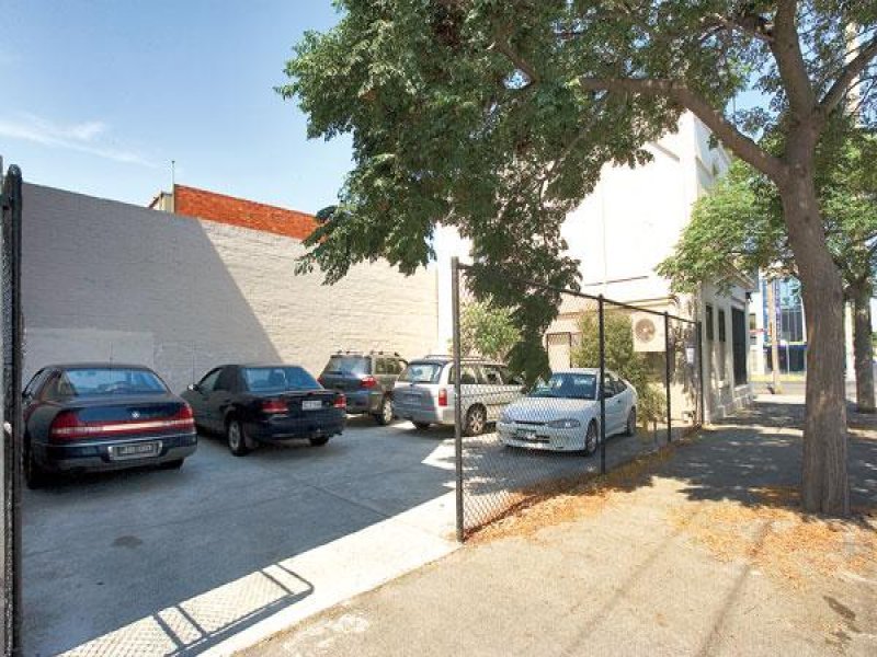 Gallery: 186 Buckhurst Street