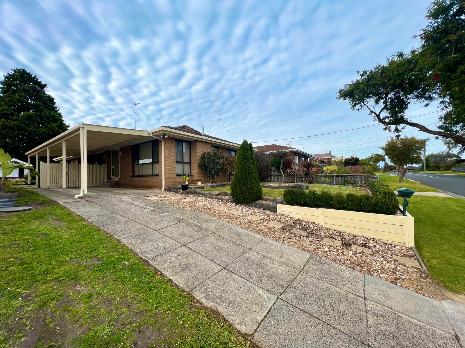 Gallery: 186 Country Club Drive