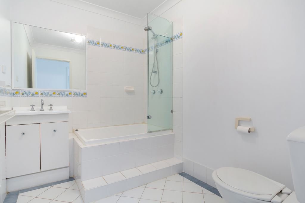 1/86 Foreshore Drive SALAMANDER BAY 2