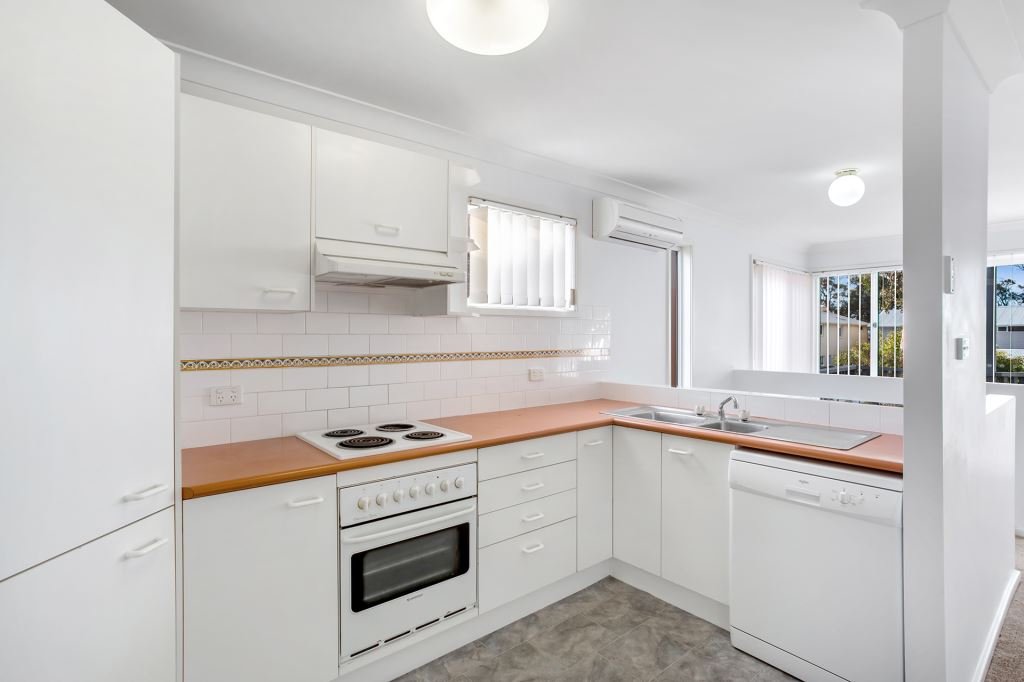 1/86 Foreshore Drive SALAMANDER BAY 7