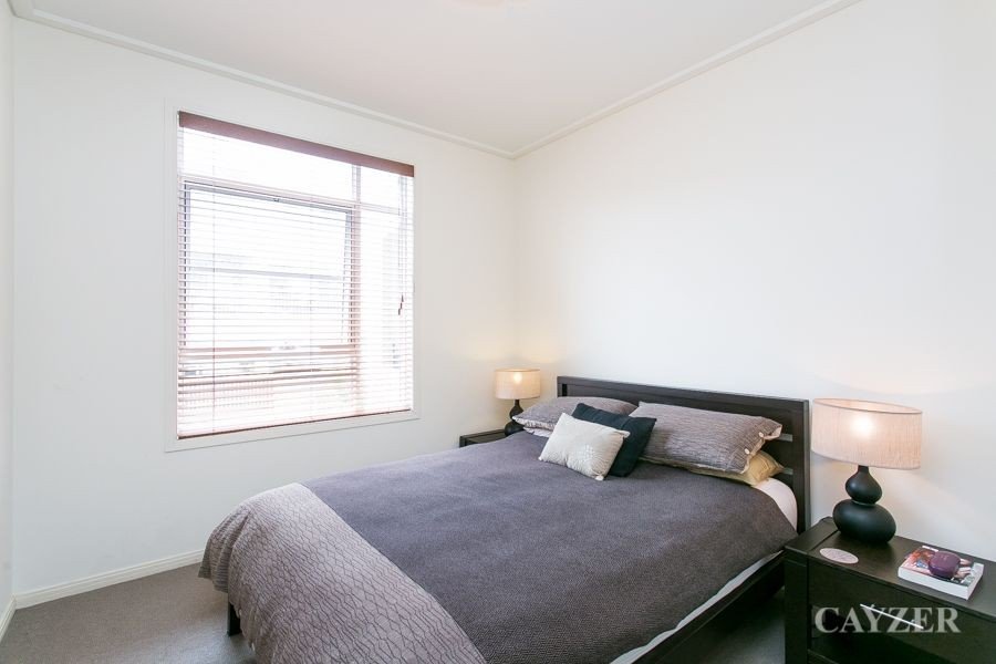 Gallery: 18/6 Graham Street