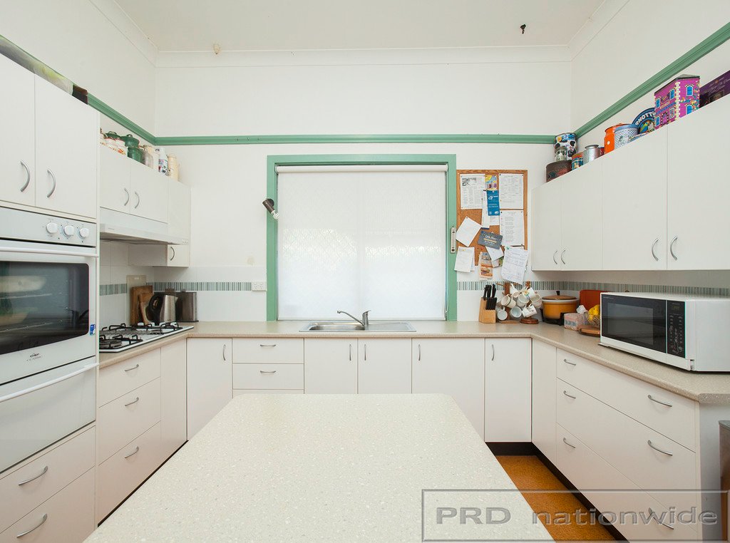 186 High Steet  EAST MAITLAND 2