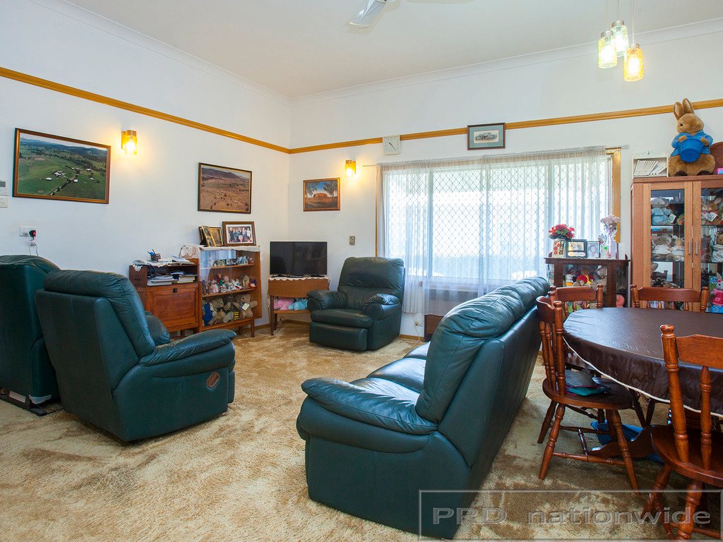 186 High Steet  EAST MAITLAND 8