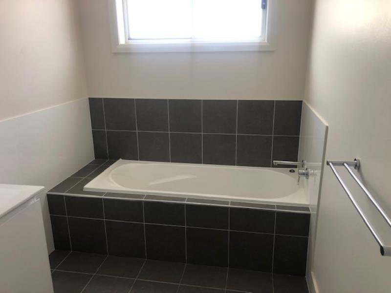 1/86 Marathon Street TAMWORTH 8
