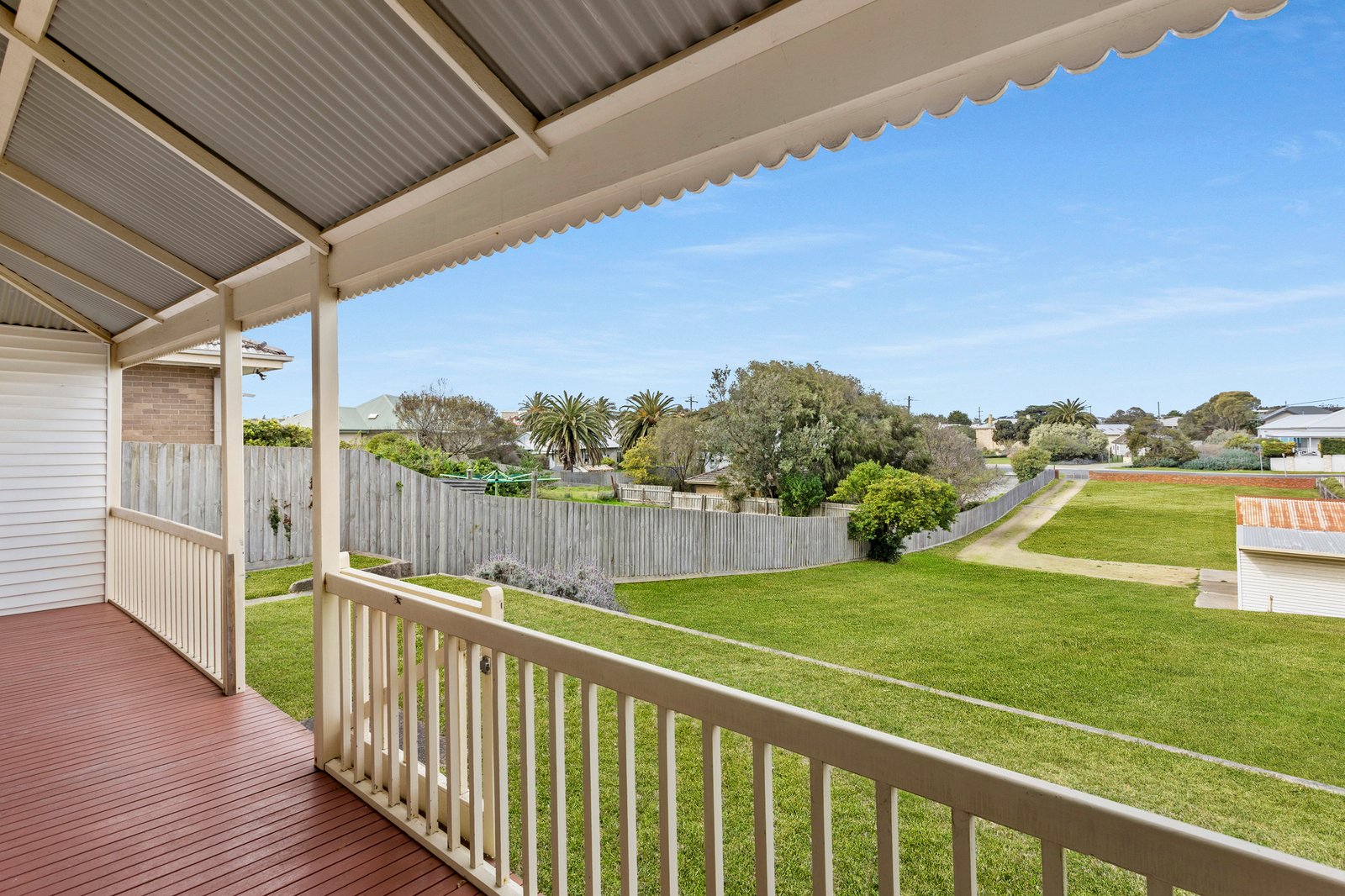 Gallery: 186 Ocean Beach Road