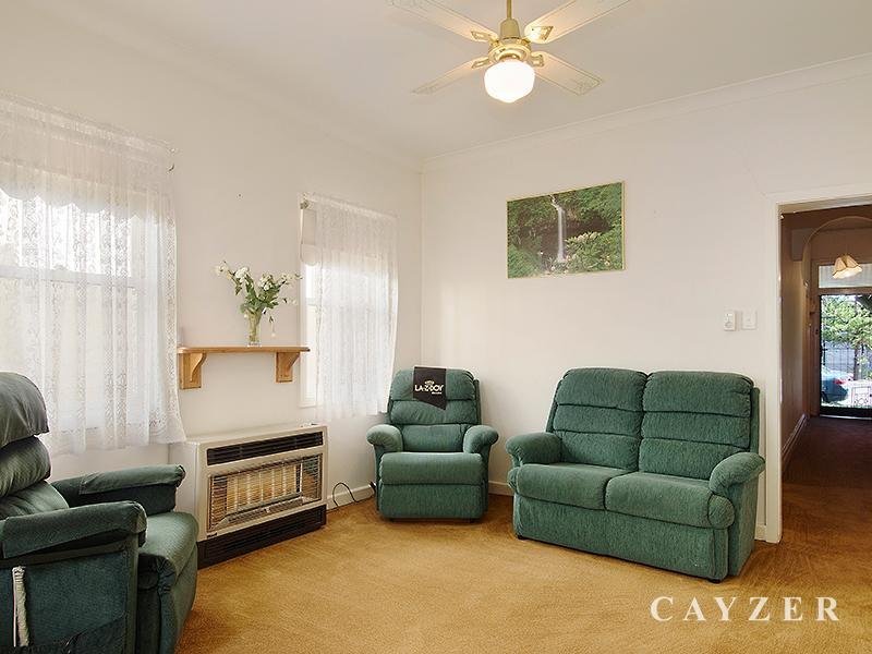 Gallery: 186 Pickles Street