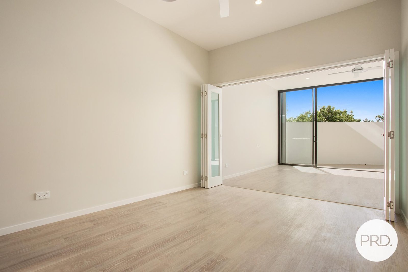 18/6 Tonga Place PARKWOOD 4