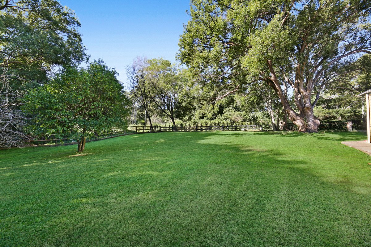 186 Trees Road Tallebudgera 4