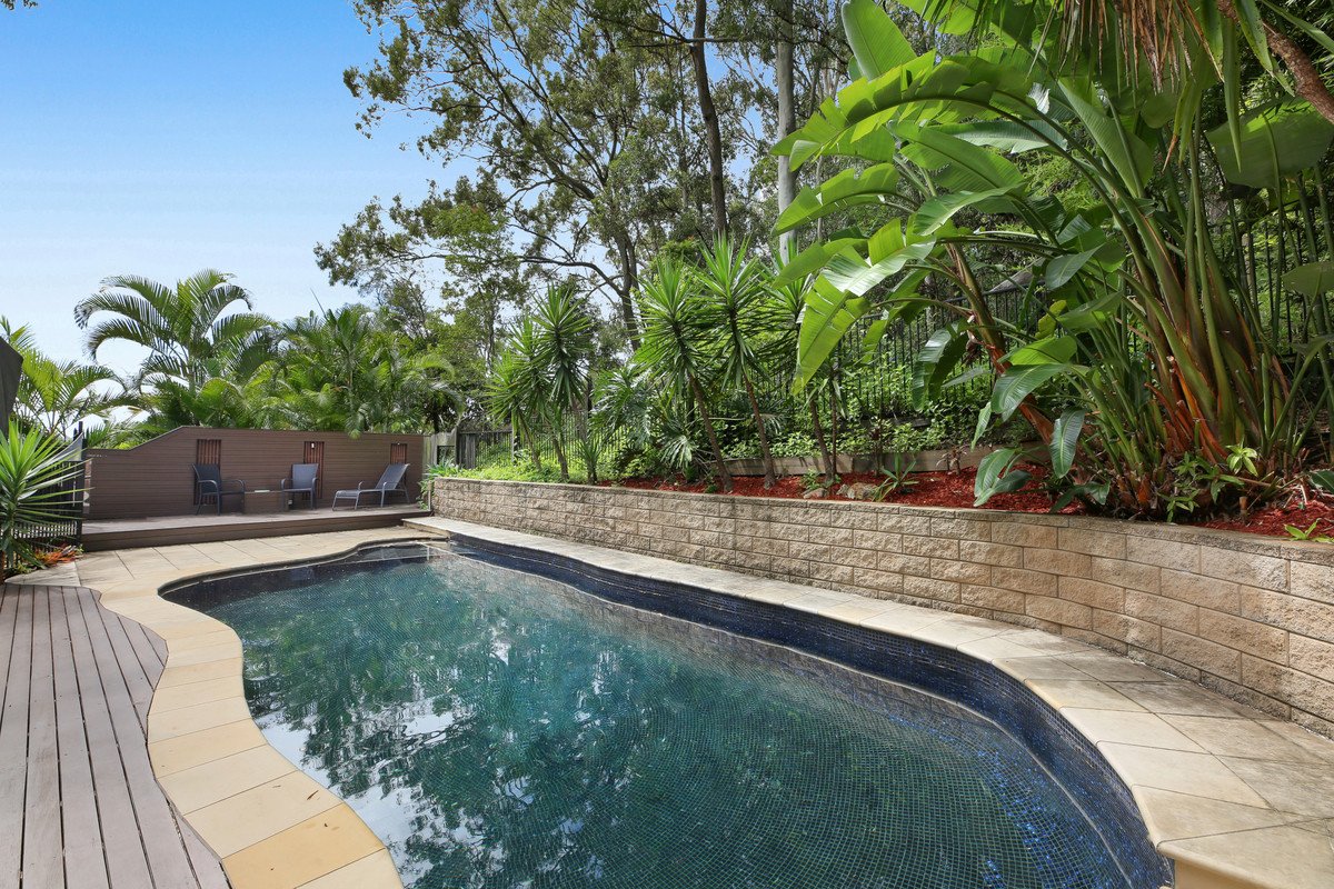 186 West Burleigh Road Burleigh Heads 3