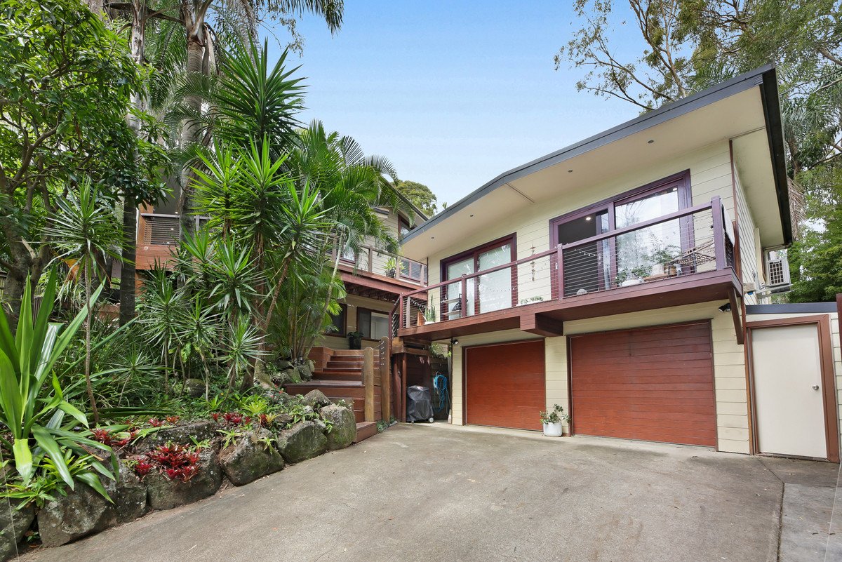 186 West Burleigh Road Burleigh Heads 25