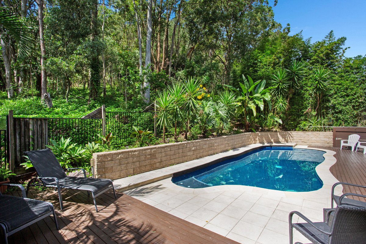 186 West Burleigh Road Burleigh Heads 2