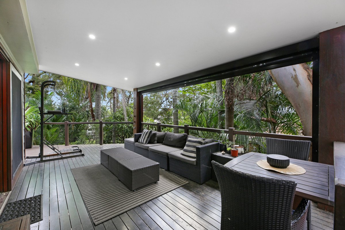 186 West Burleigh Road Burleigh Heads 4
