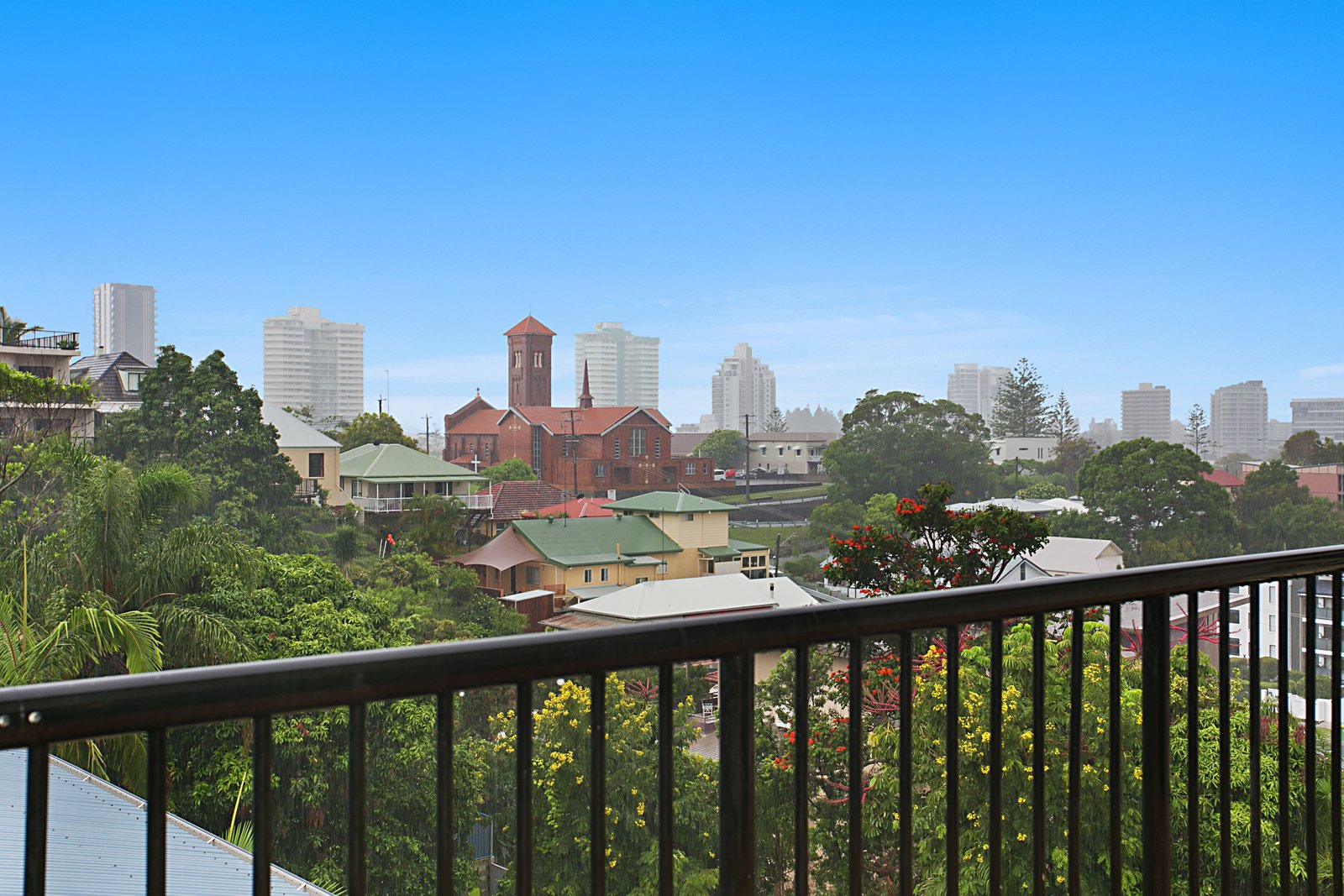 18/62 Garrick Street COOLANGATTA 2