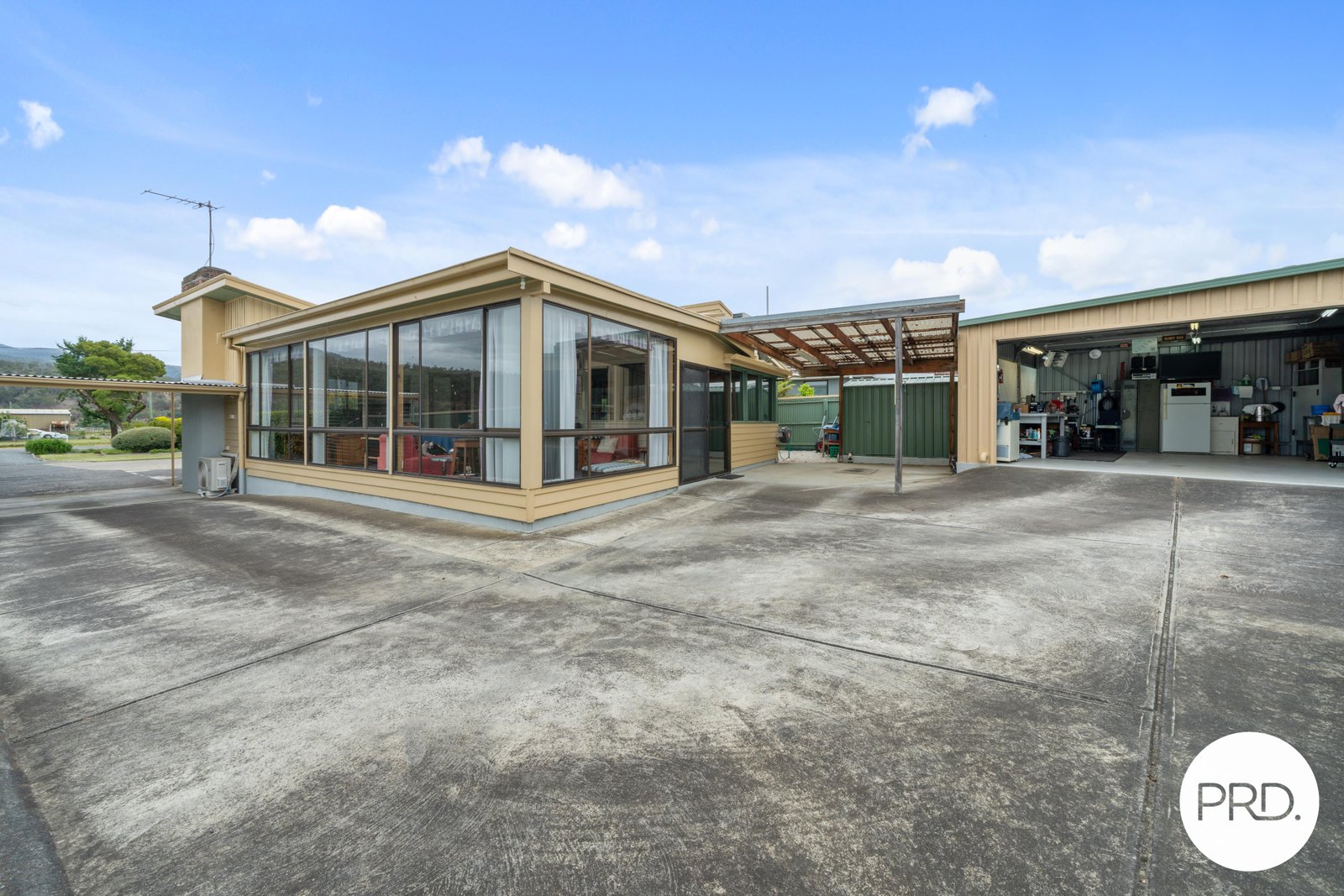 1862 Lyell Highway LAWITTA 2