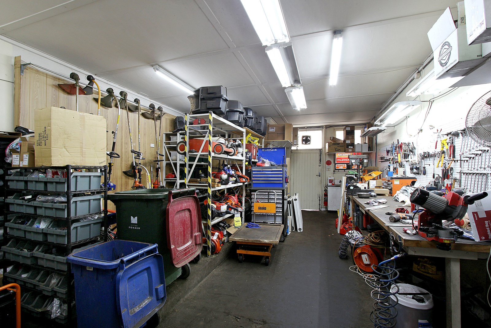 Gallery: 186A Huntingdale Road
