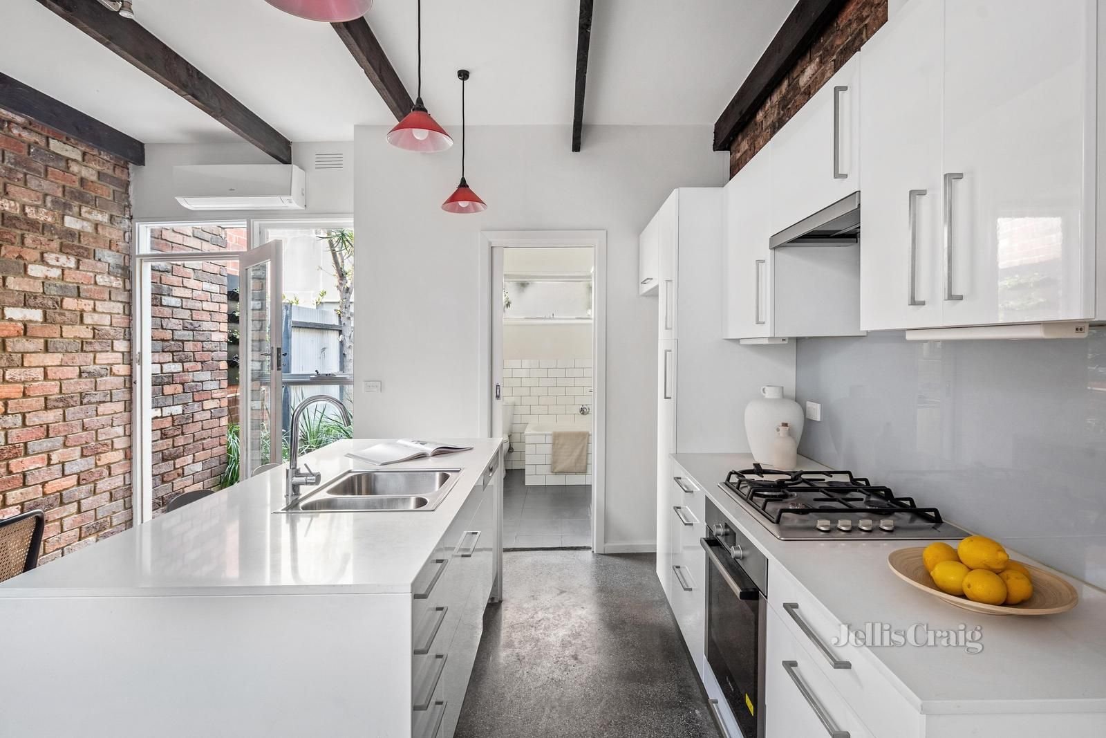 Gallery: 187 Gladstone Street