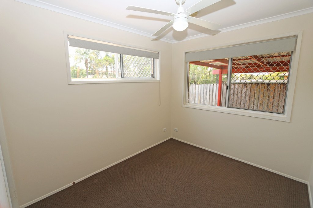 1/87 Olsen Avenue LABRADOR 12