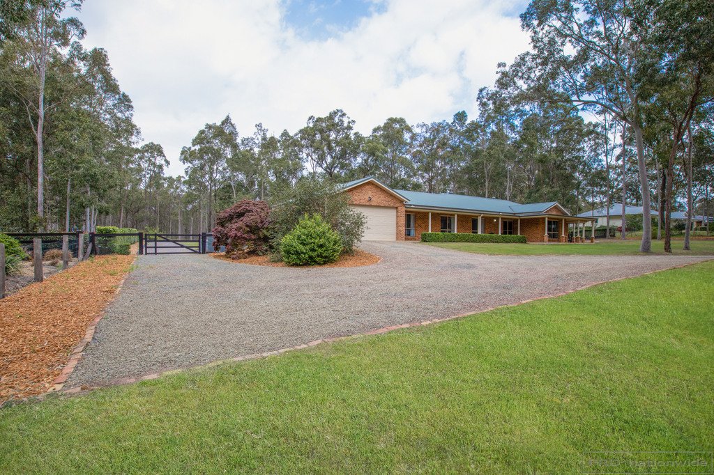 187 Parish Drive THORNTON 1
