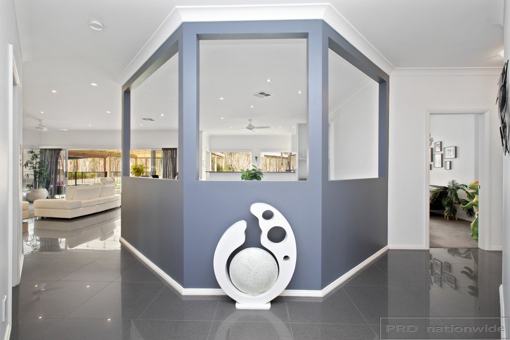 187 Parish Drive THORNTON 6