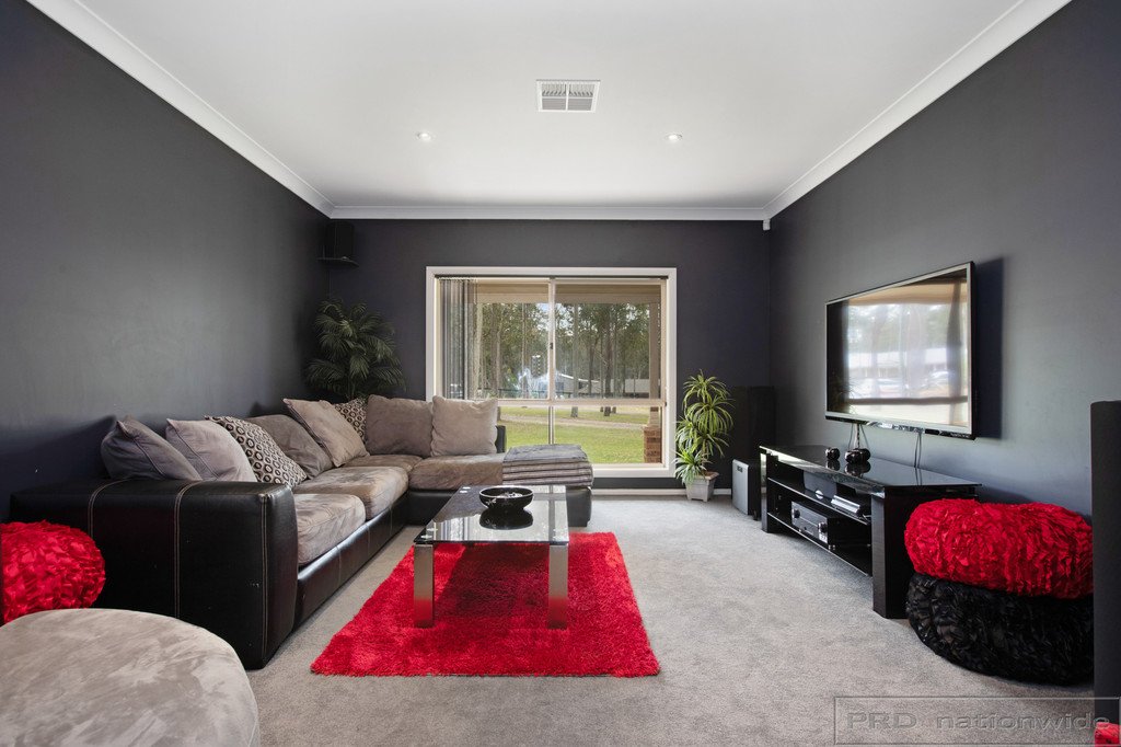 187 Parish Drive THORNTON 13