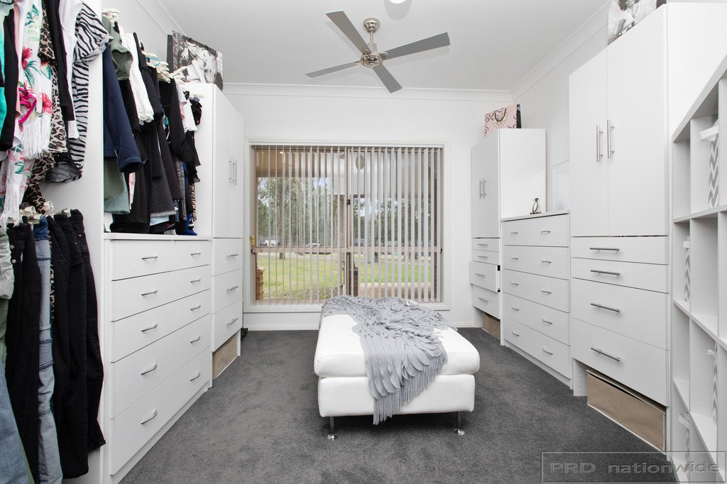 187 Parish Drive THORNTON 16