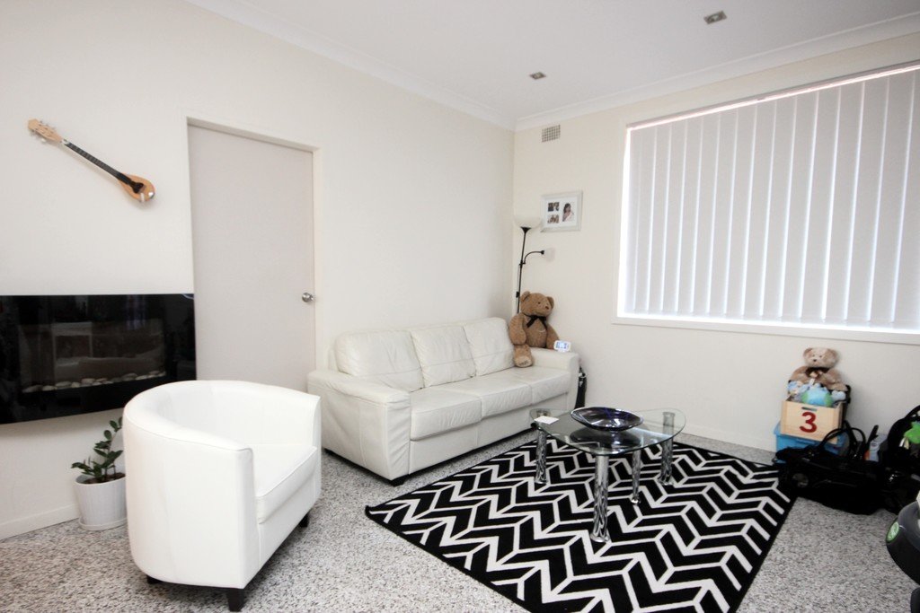 187 President Avenue MONTEREY 3