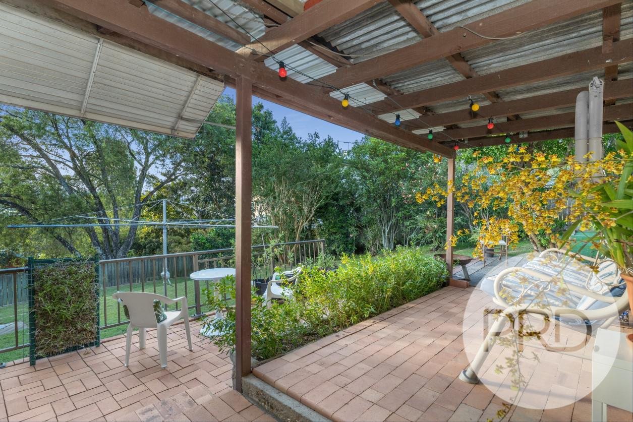 187 Raymont Road ALDERLEY 18