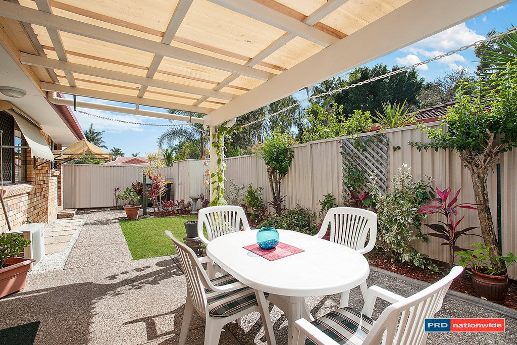 1/87 Treeview Drive BURLEIGH WATERS 2