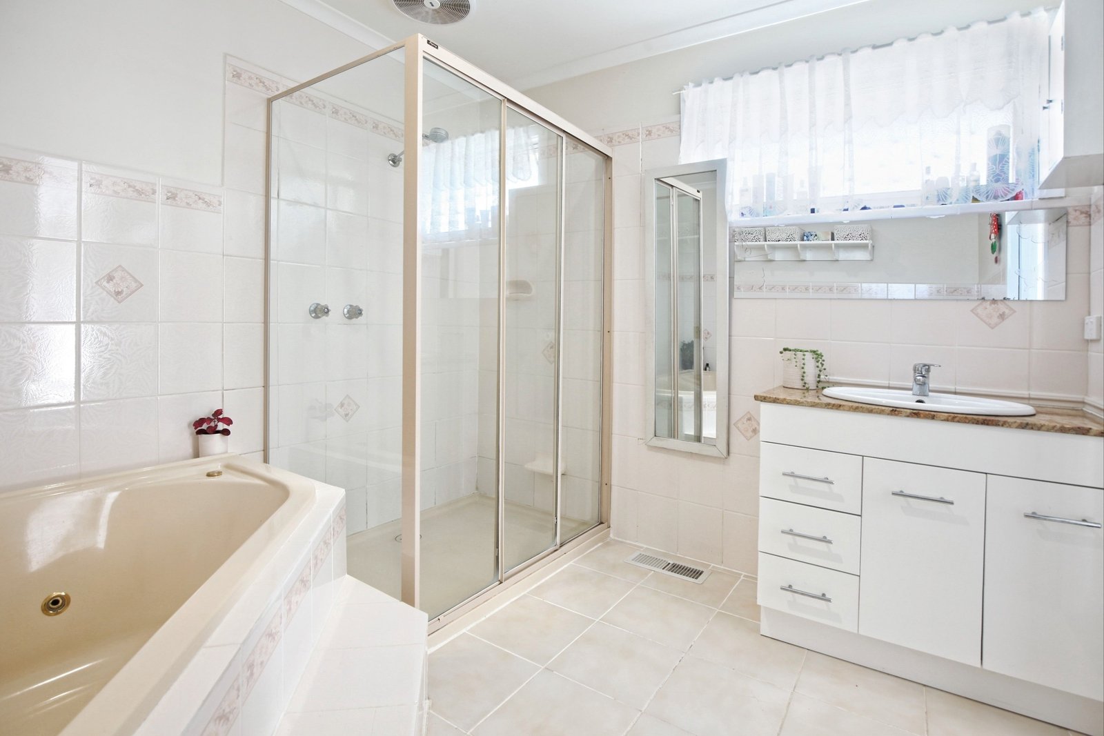 Real Estate and Property in 1873 Calder Highway, Taradale, VIC