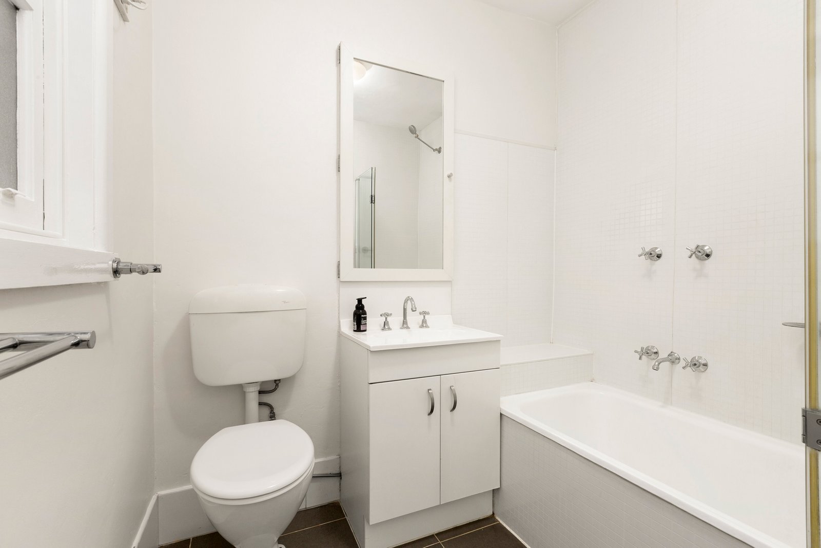 Real Estate and Property in 18/78 Queens Road, Melbourne, VIC