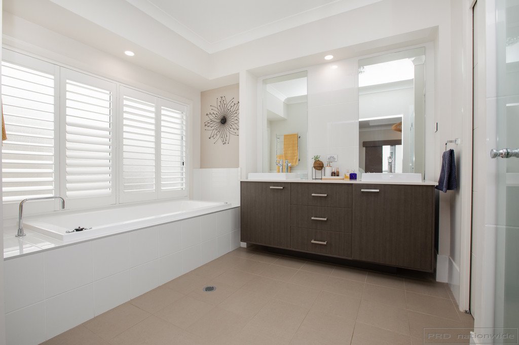 188 Bolwarra Park Drive BOLWARRA HEIGHTS 20