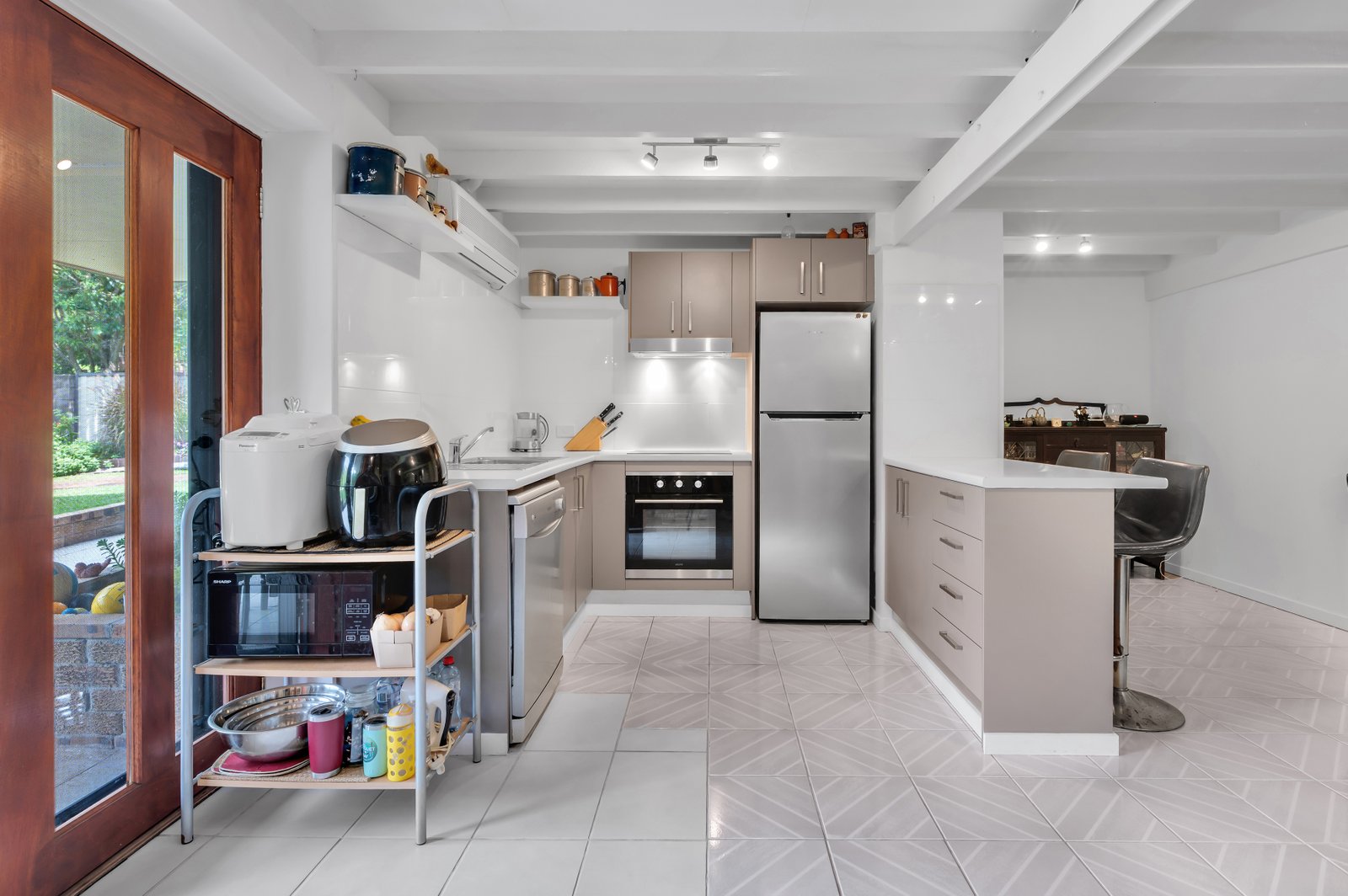 188 Cotlew Street ASHMORE 18