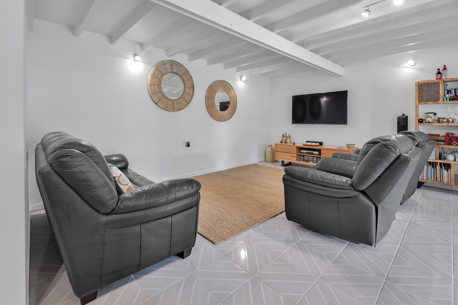 188 Cotlew Street ASHMORE 19