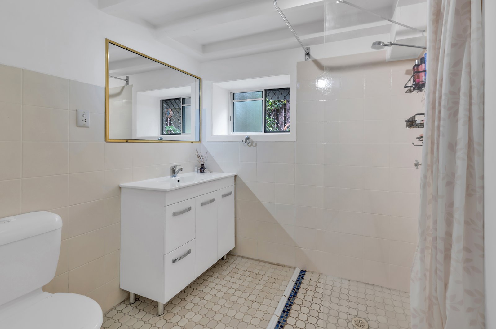 188 Cotlew Street ASHMORE 21
