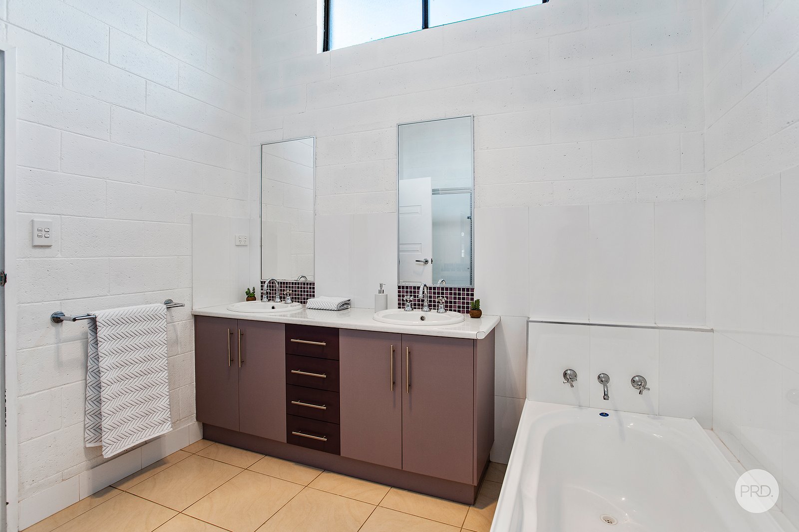 188 Crook Street STRATHDALE 14