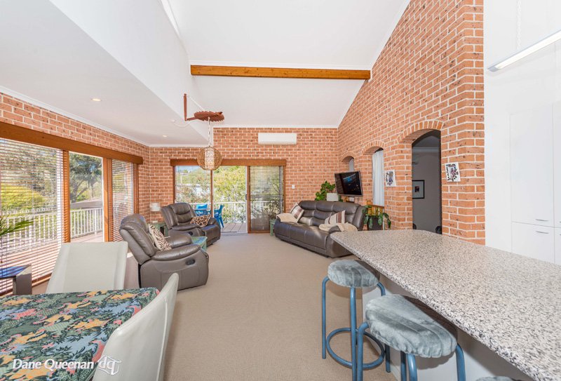 1/88 Galoola Drive NELSON BAY 11