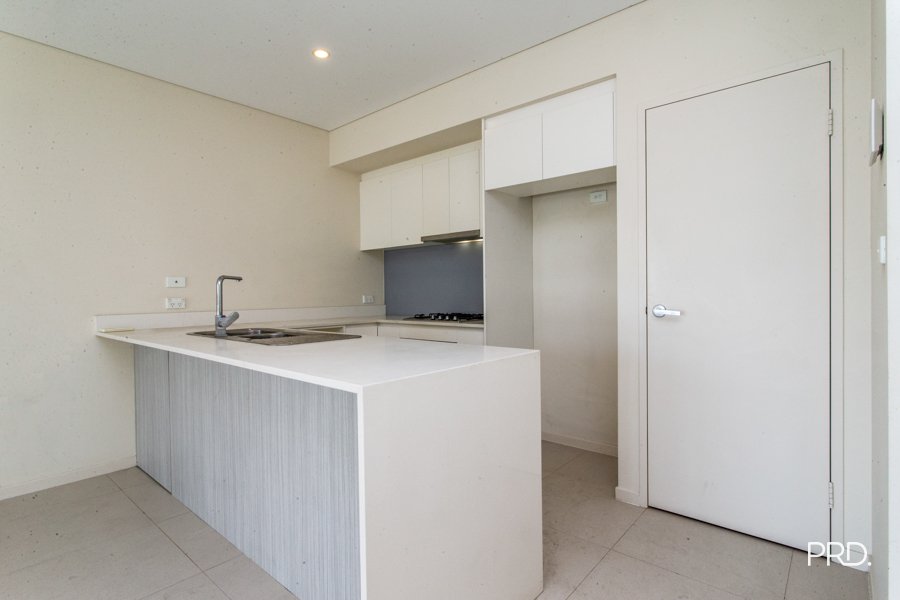 18/8 John Tipping Grove Penrith 4