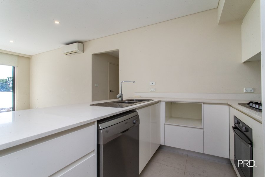 18/8 John Tipping Grove Penrith 5