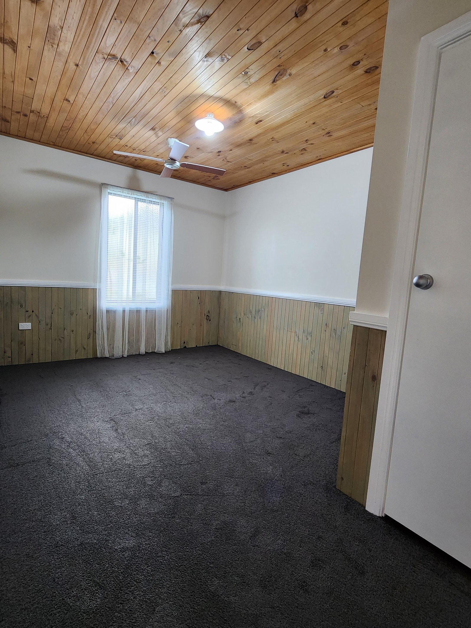 1/88 Lambie Street TUMUT 5