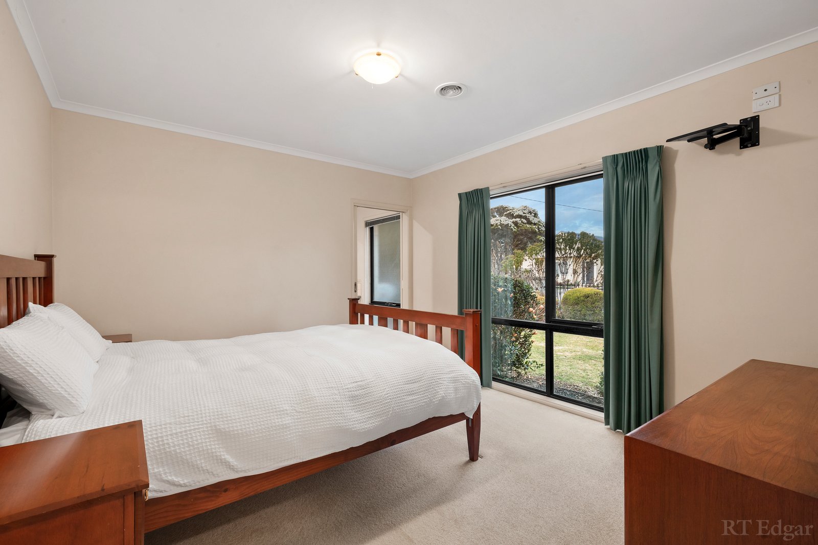 Real Estate and Property in 1/88 Powell Street, Ocean Grove, VIC