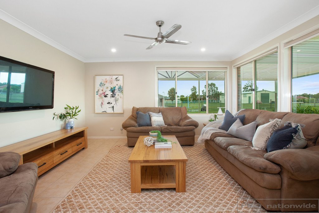 188 Somerset Drive THORNTON 14